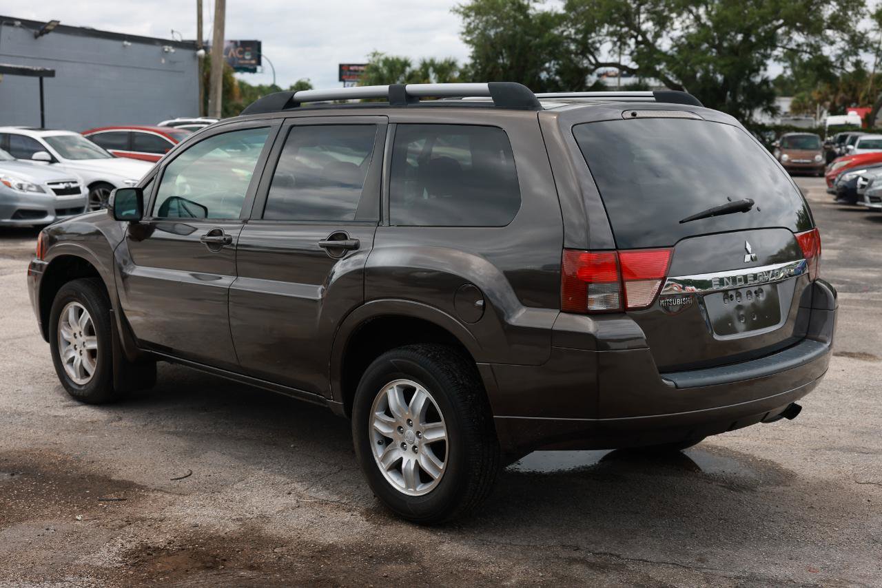 Used 2011 Mitsubishi Endeavor LS AWD/4WD image 5
