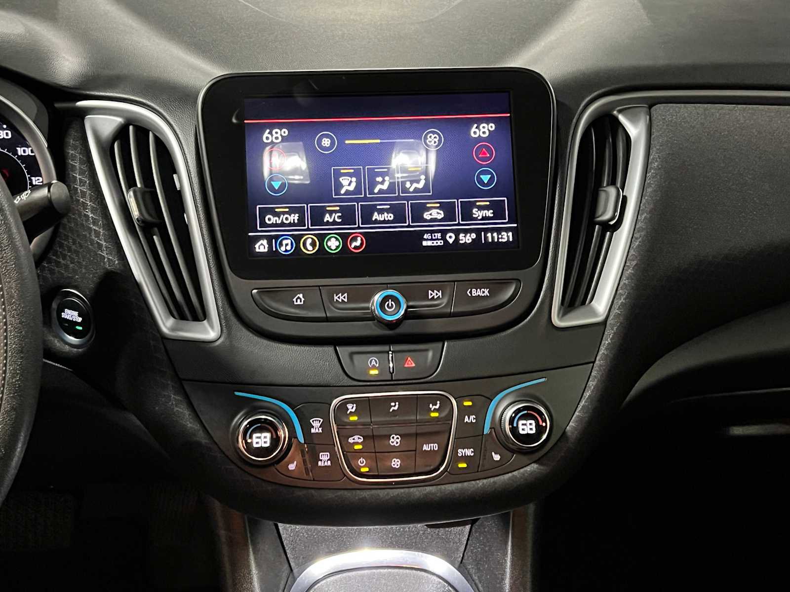 Used 2023 Chevrolet Malibu LT image 31