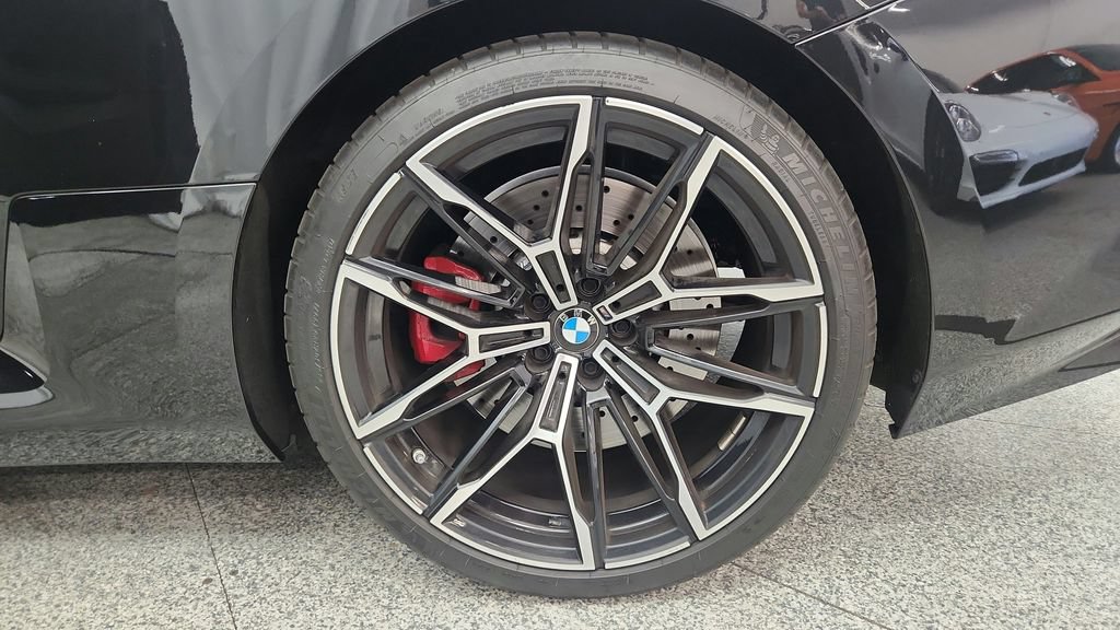 Used 2024 BMW M2 w/ Lighting Package RWD image 33