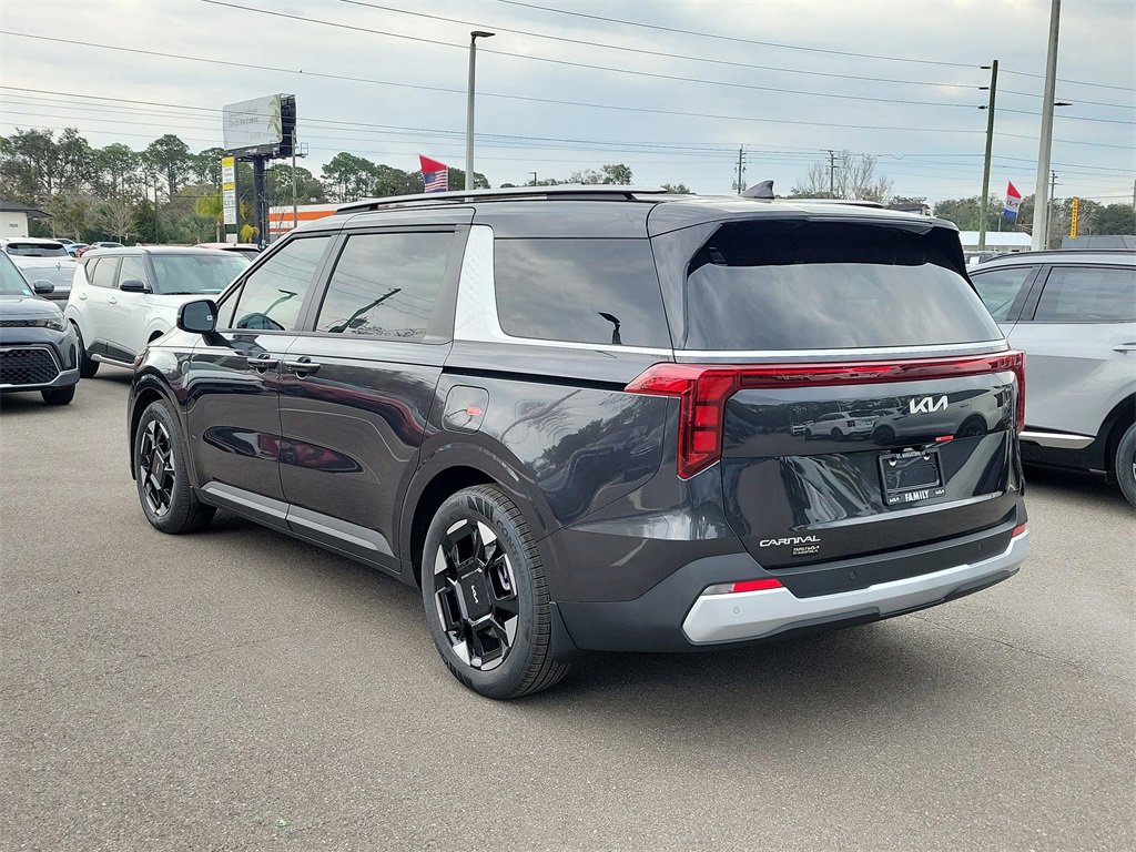 New 2026 Kia Carnival EX image 4