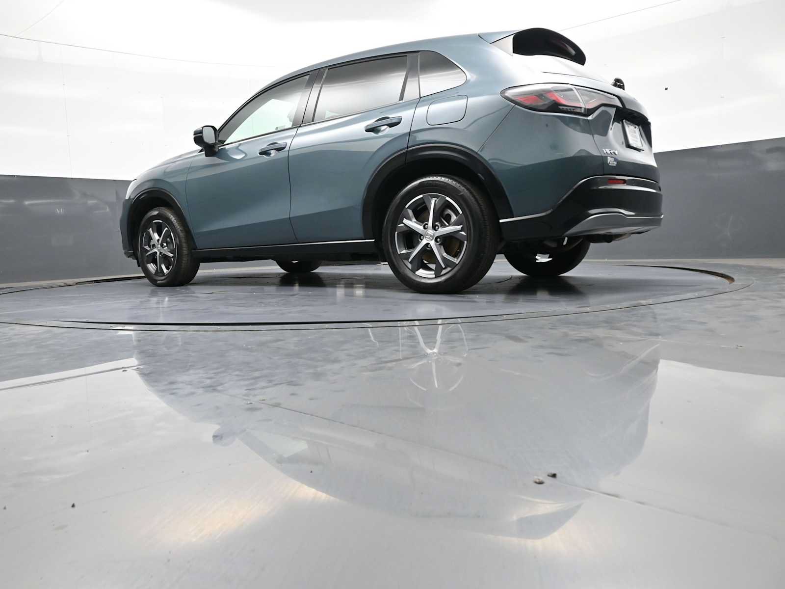 Used 2024 Honda HR-V EX-L image 30