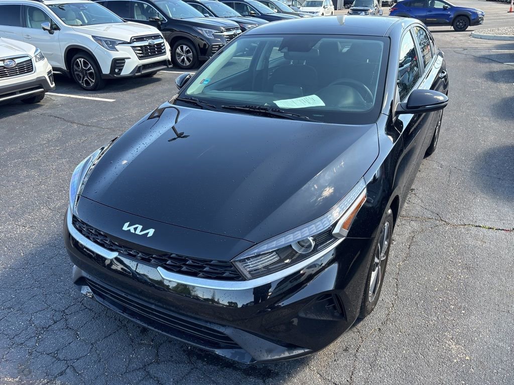 Used 2023 Kia Forte LXS w/ LXS Technology Package image 6