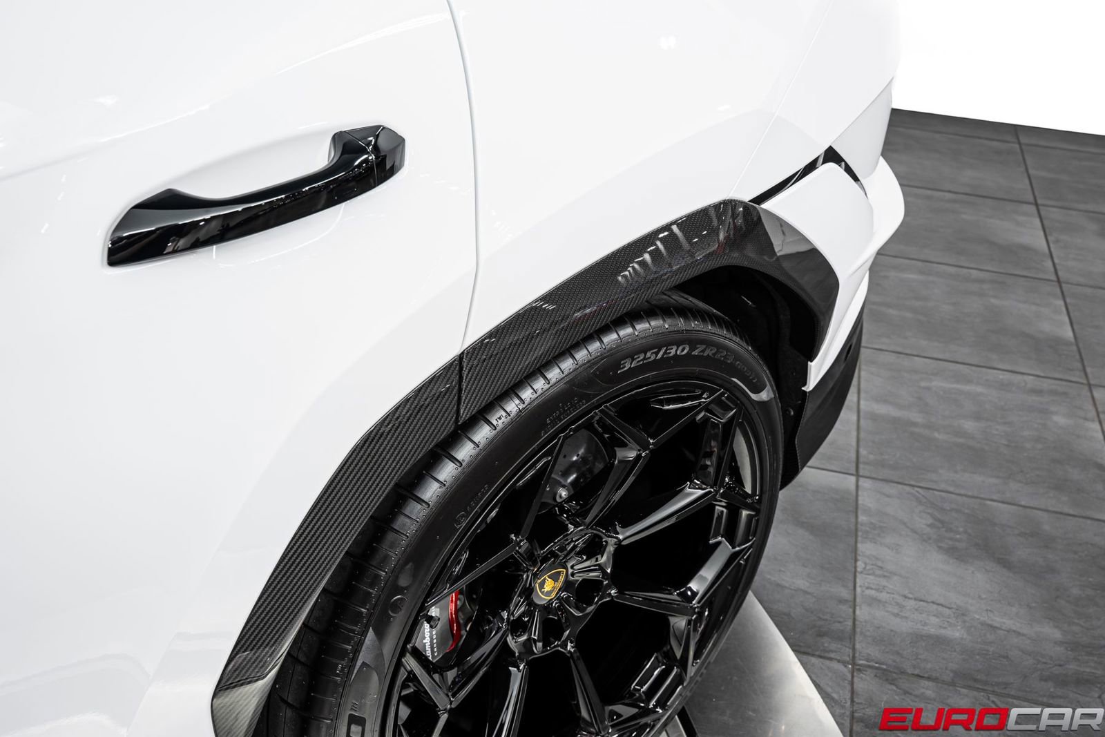 Used 2024 Lamborghini Urus Performante AWD/4WD image 17