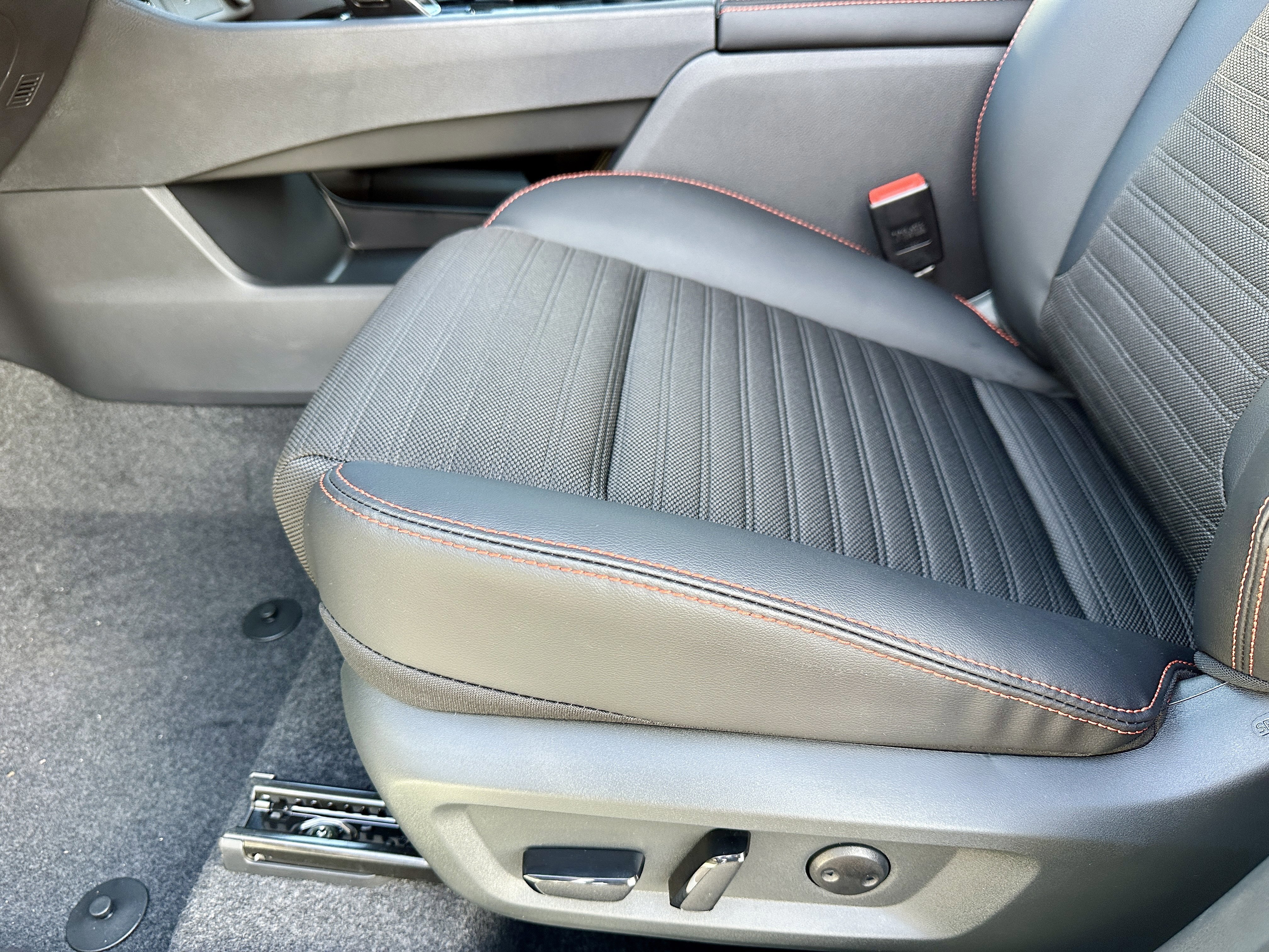 New 2026 Nissan Rogue SV w/ Rock Creek Premium Package image 27