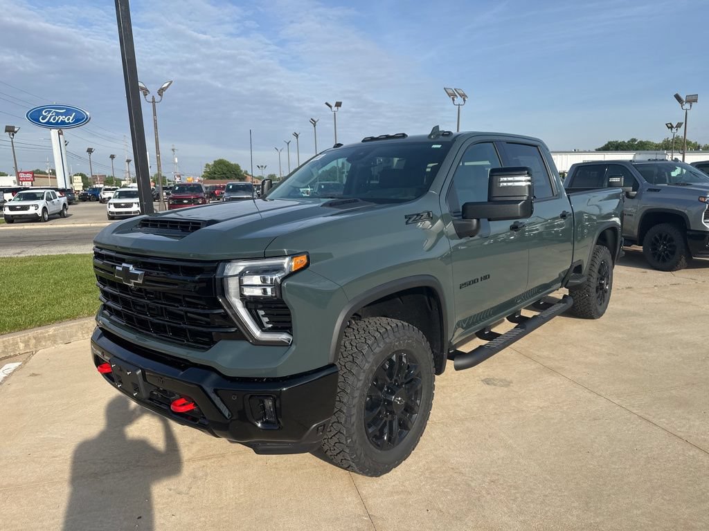 New 2026 Chevrolet Silverado 2500 LTZ w/ LTZ Plus Package AWD/4WD image 30