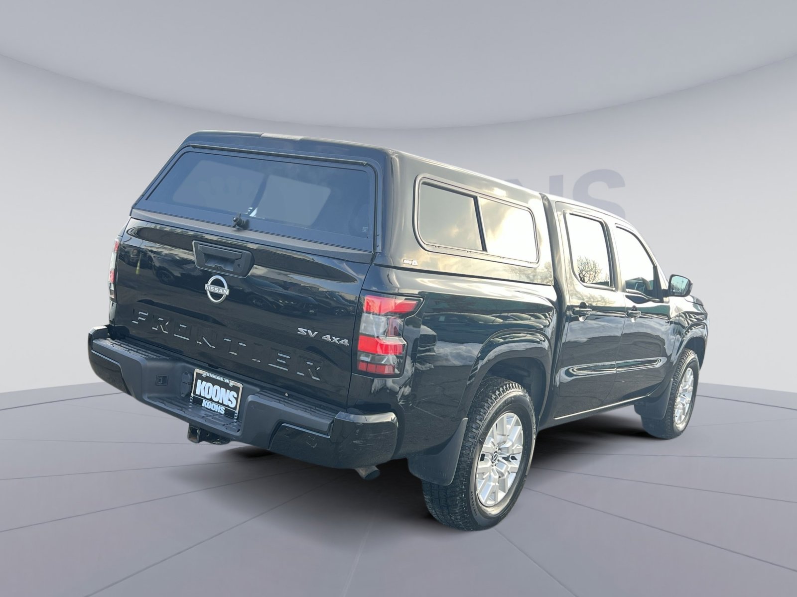 Used 2022 Nissan Frontier SV image 7