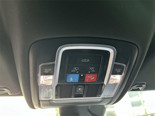 New 2026 RAM 1500 4x4 Crew Cab image 12