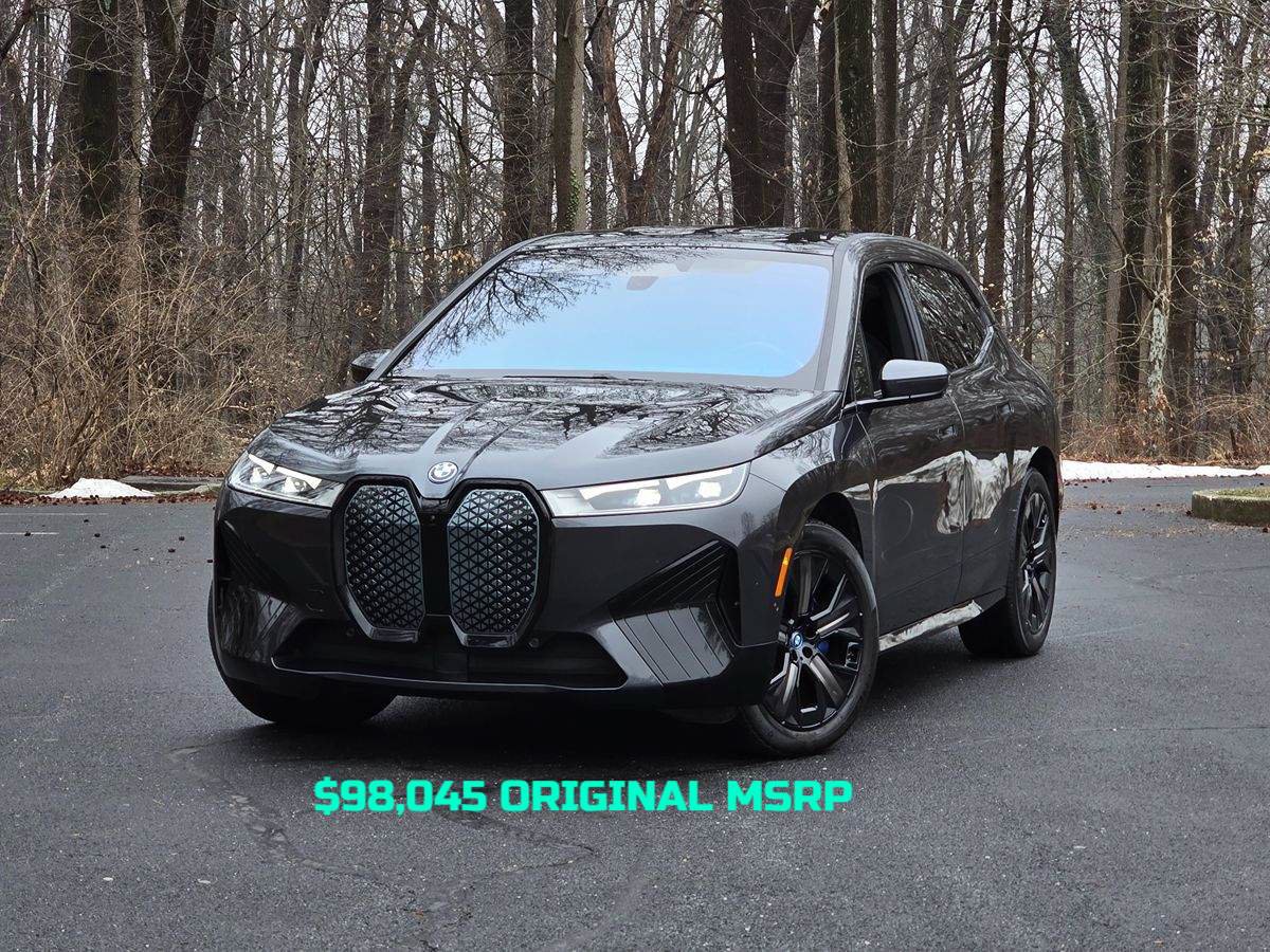 Used 2024 BMW iX xDrive50 w/ Premium Package AWD/4WD image 1