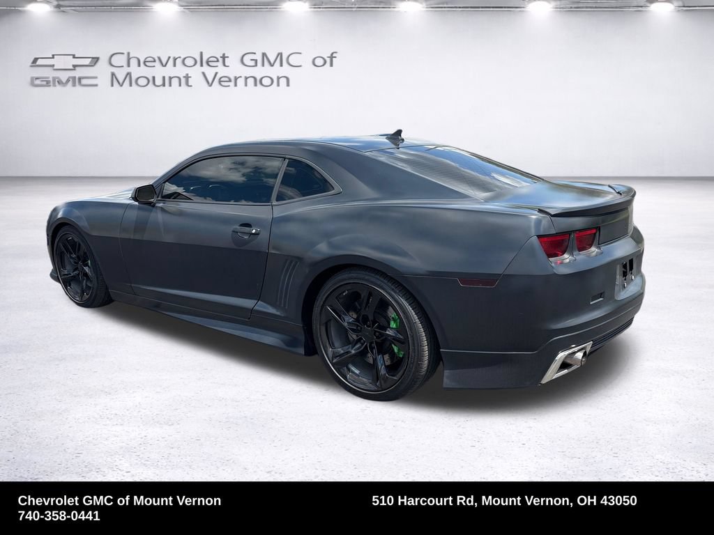 Used 2010 Chevrolet Camaro SS w/ LPO, Ground Effects Package RWD image 3