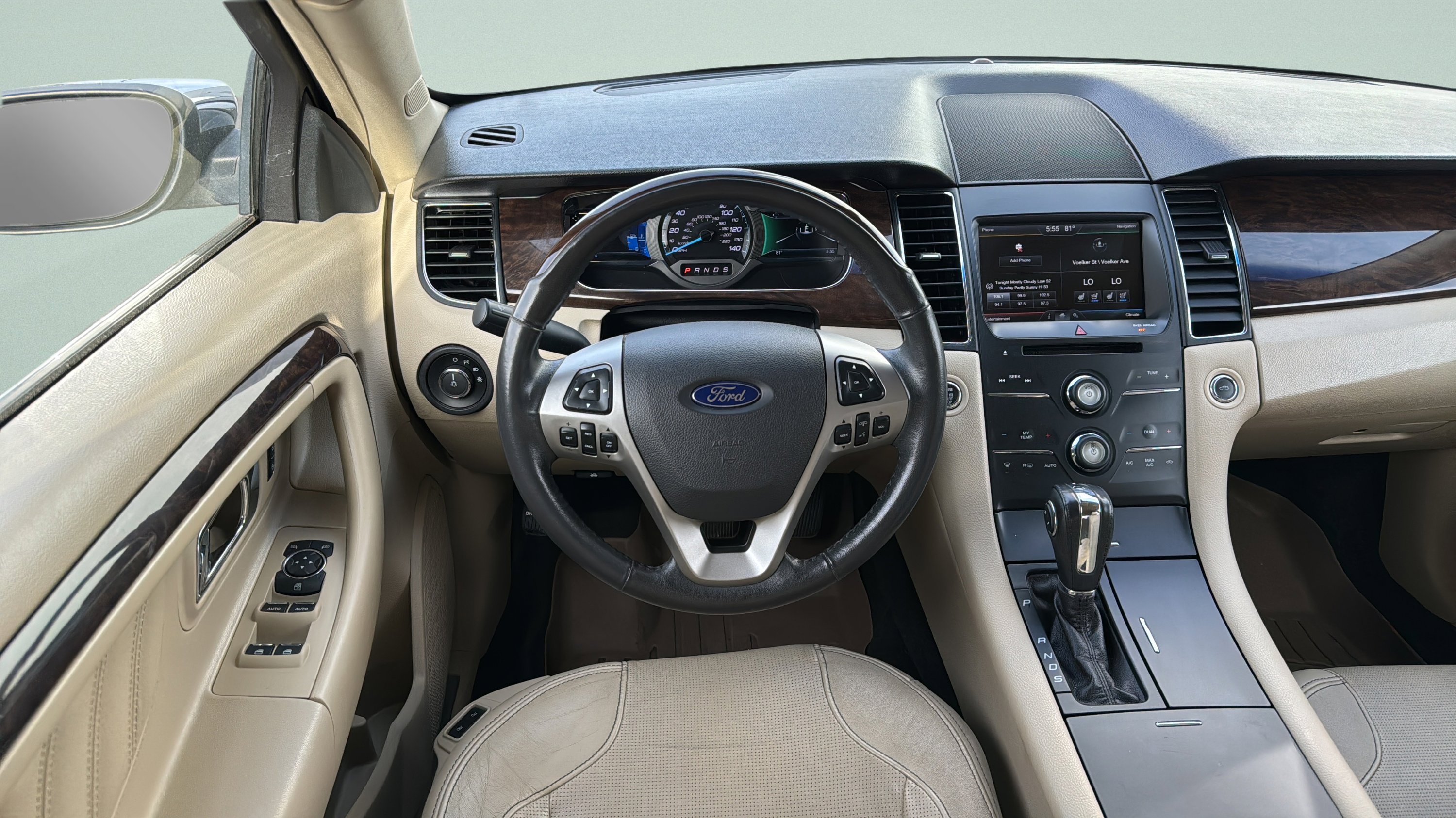Used 2015 Ford Taurus Limited FWD image 10