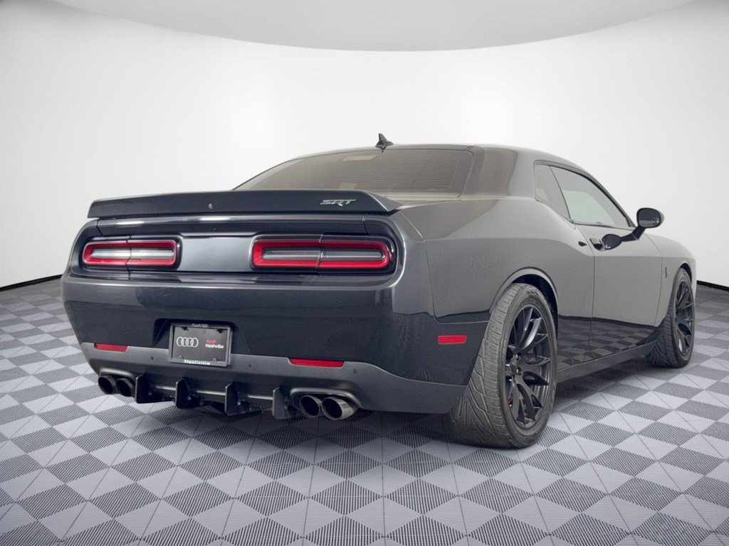 Used 2015 Dodge Challenger SRT Hellcat RWD image 9