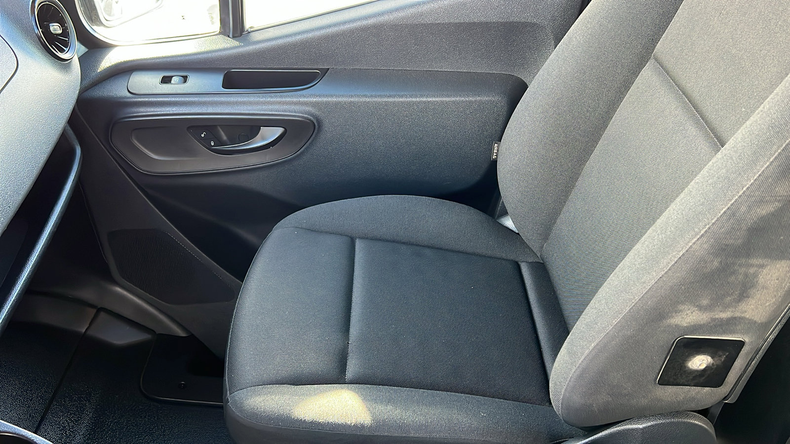 Used 2019 Mercedes-Benz Sprinter 144 image 17