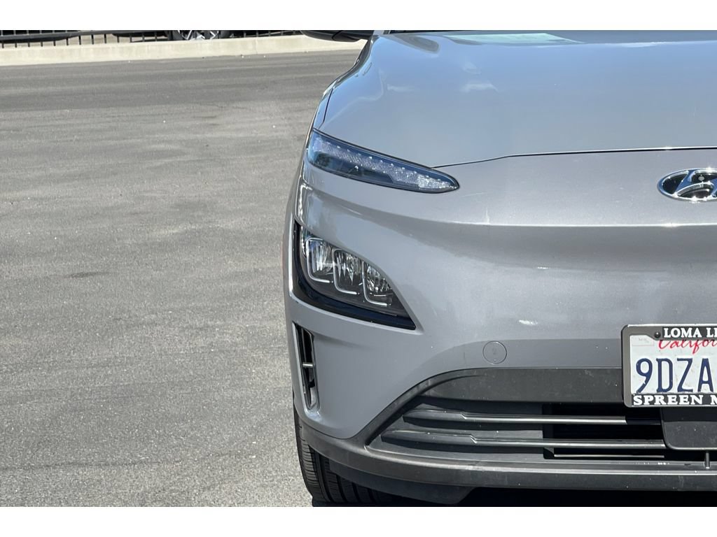 Used 2023 Hyundai Kona Limited FWD image 47