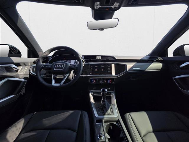 New 2025 Audi Q3 2.0T Premium w/ Convenience Package AWD/4WD image 19