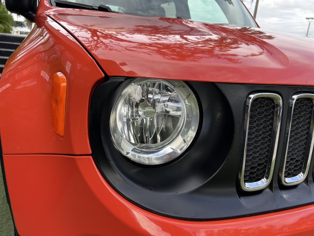 Used 2017 Jeep Renegade Sport w/ Power & Air Group AWD/4WD image 9