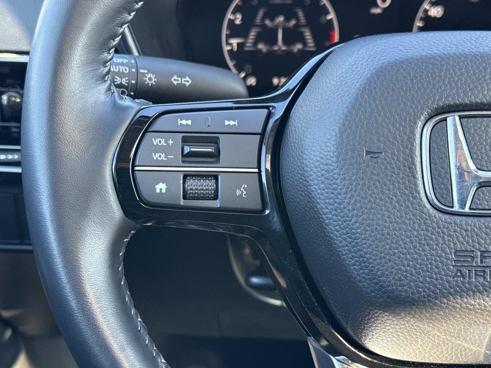 Used 2025 Honda CR-V EX-L image 9