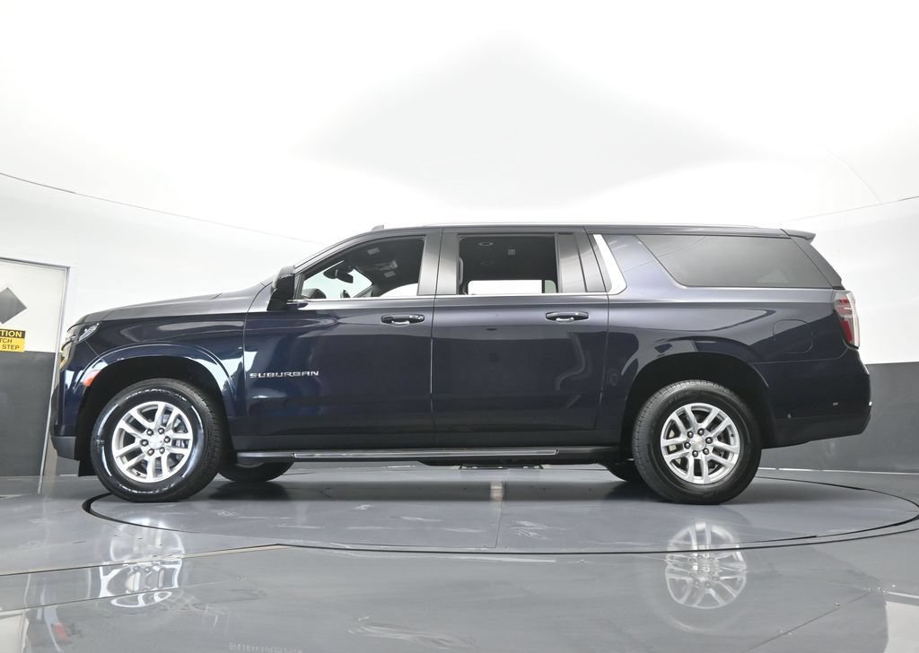 Used 2024 Chevrolet Suburban LT AWD/4WD image 59