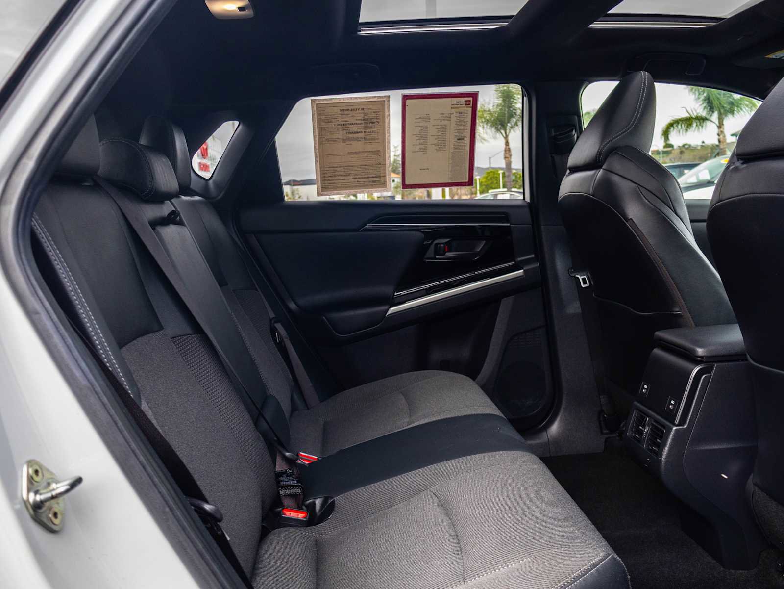 Used 2023 Toyota bZ4X XLE w/ Weather Package FWD image 16