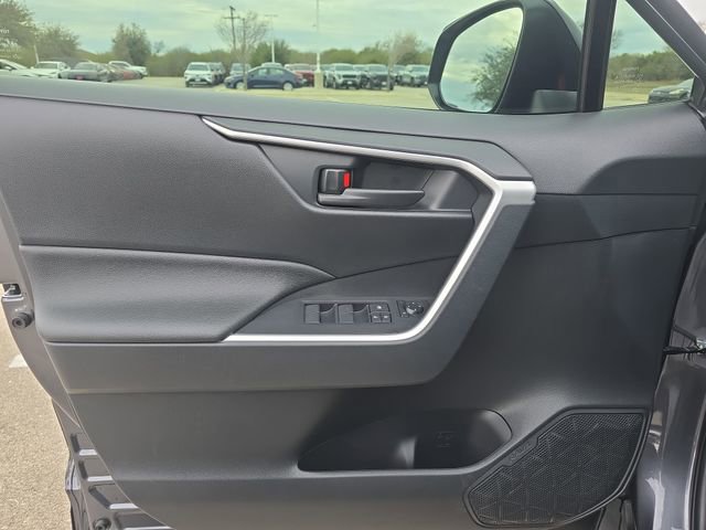 Certified 2025 Toyota RAV4 LE image 26