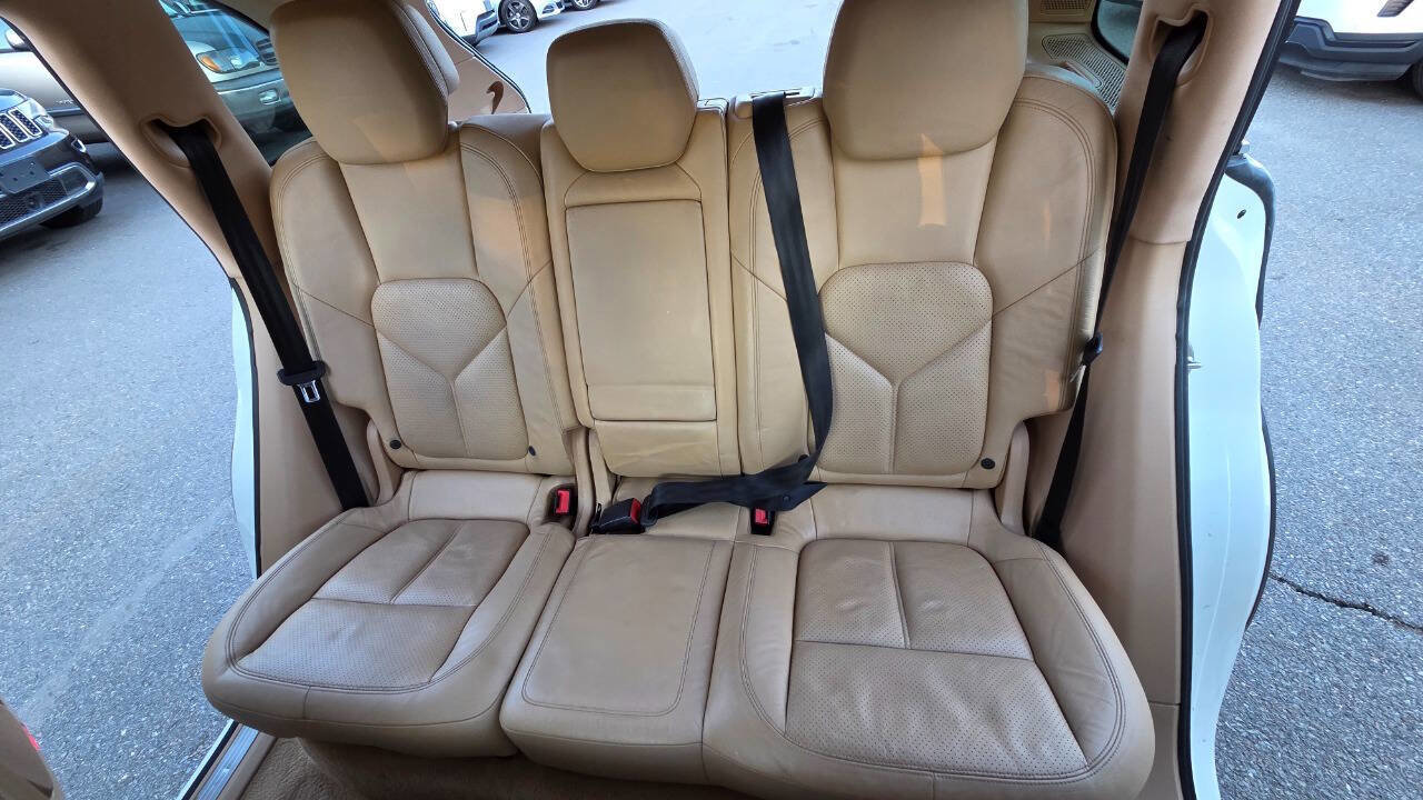 Used 2012 Porsche Cayenne S AWD/4WD image 32