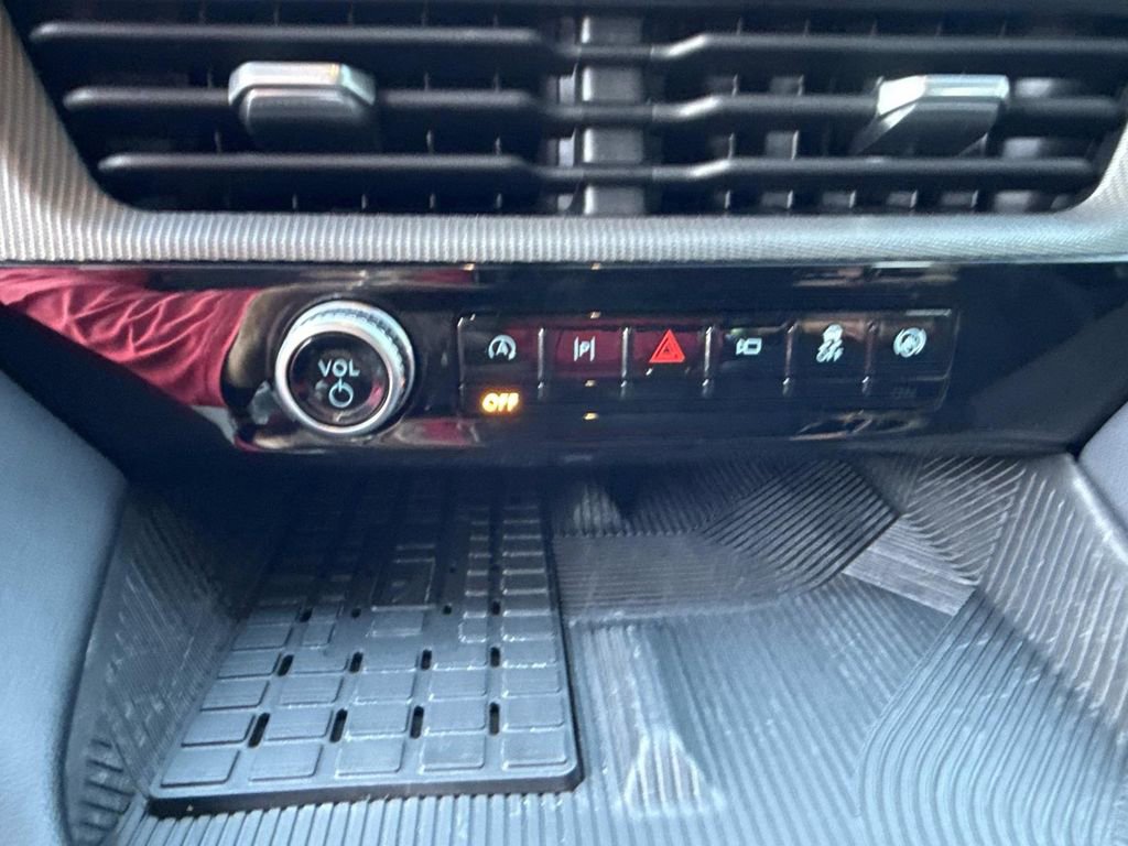 Used 2025 Ford Explorer ST RWD image 34