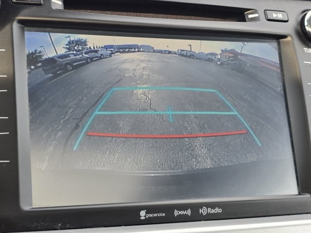 Used 2019 Toyota Highlander XLE AWD/4WD image 6