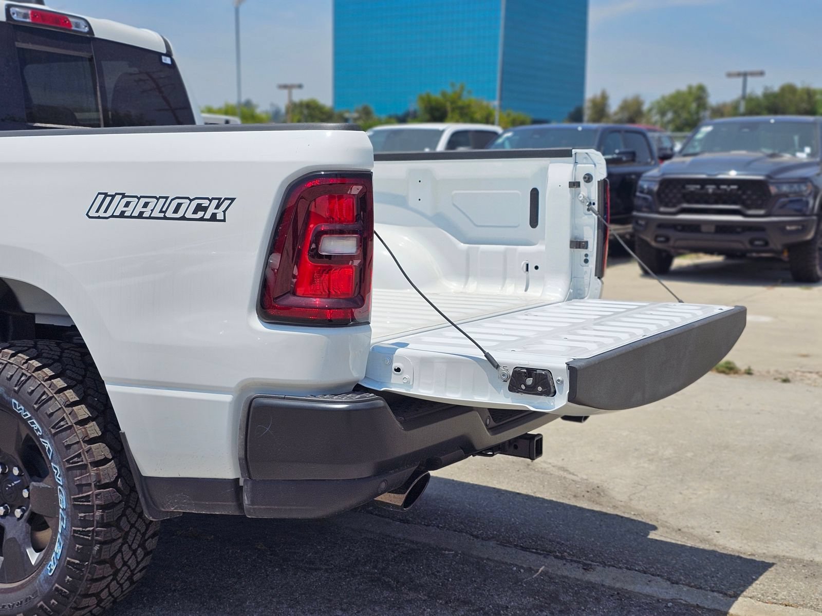 New 2026 RAM 1500 Warlock AWD/4WD image 7