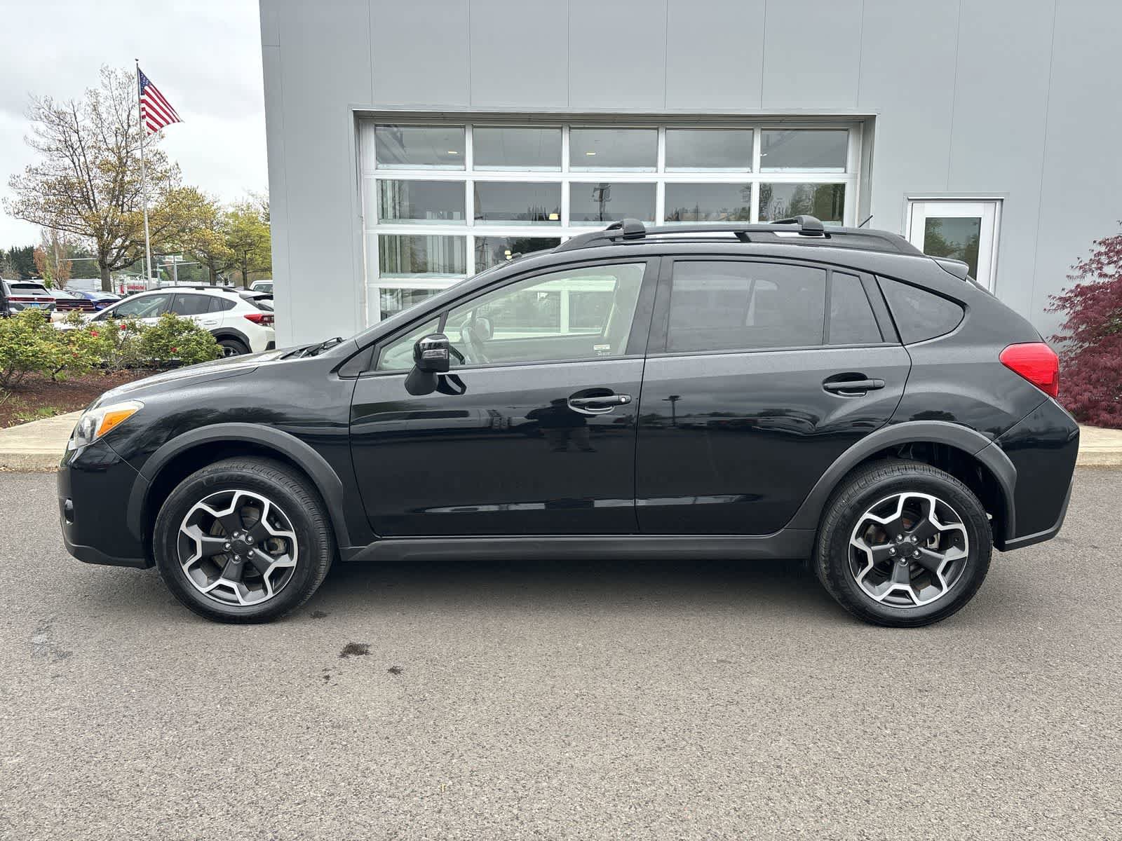 Used 2015 Subaru Crosstrek 2.0i Limited AWD/4WD image 2