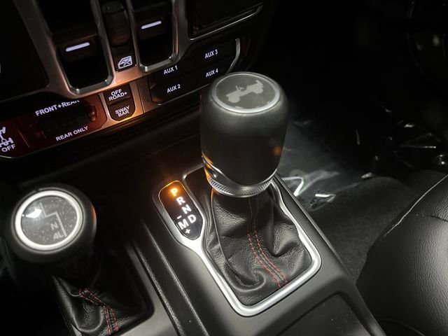 Used 2021 Jeep Wrangler Unlimited Rubicon AWD/4WD image 20