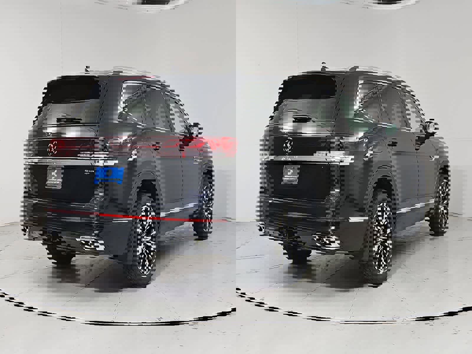 New 2026 Volkswagen Atlas SEL Premium R-Line image 6