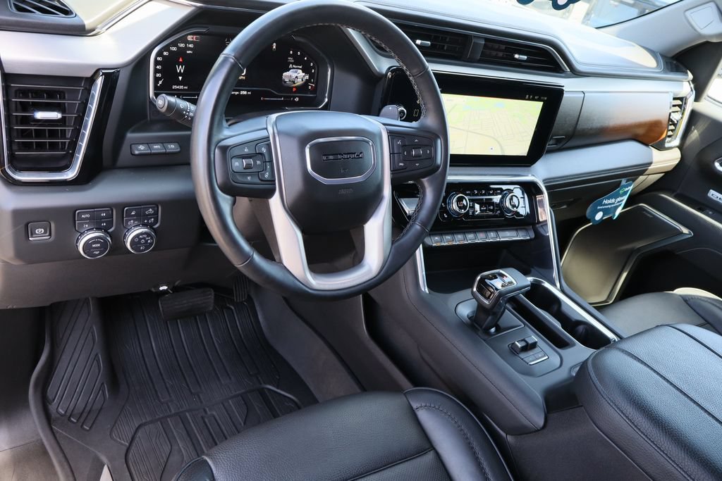 Certified 2025 GMC Sierra 1500 Denali w/ Denali Reserve Package AWD/4WD image 12
