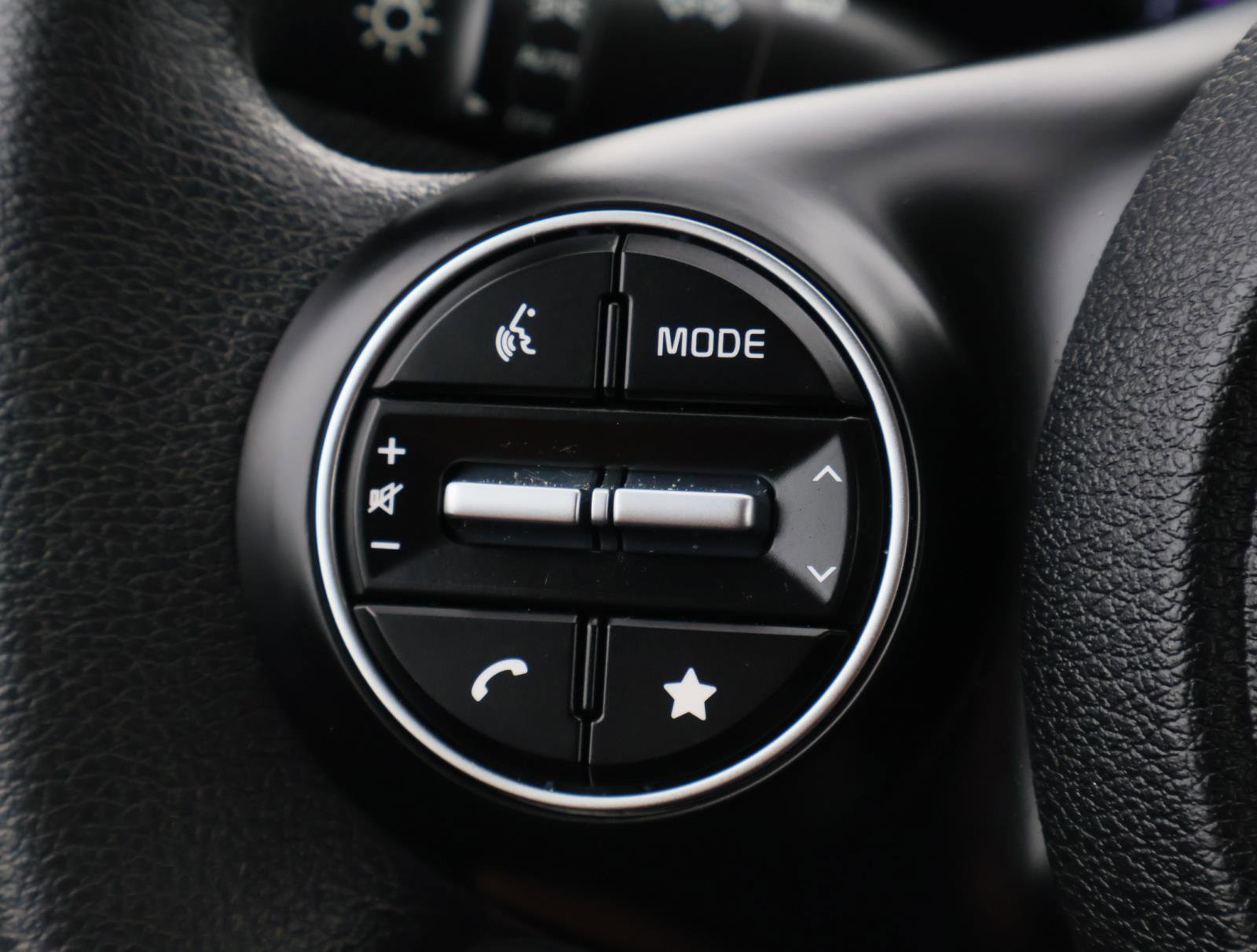 Used 2023 Kia Soul LX w/ LX Technology Package image 24