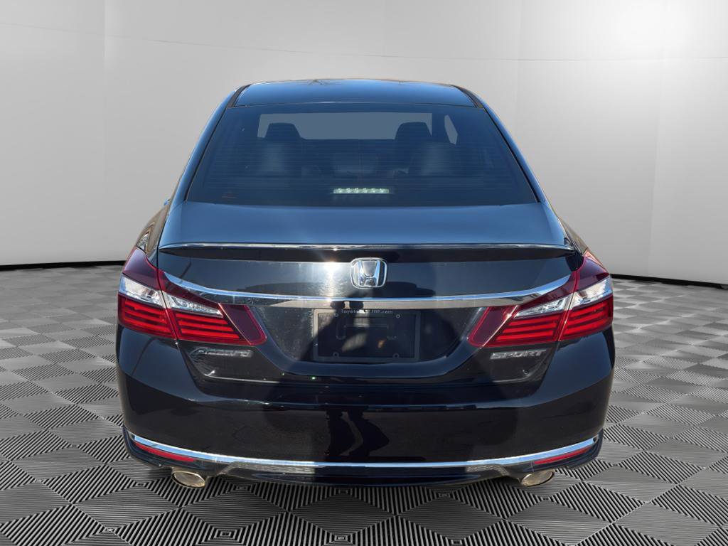 Used 2017 Honda Accord Sport image 6