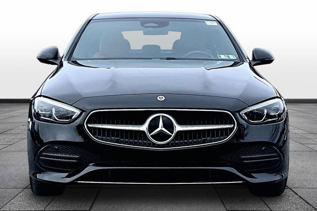 Used 2025 Mercedes-Benz C 300 4MATIC Sedan image 2
