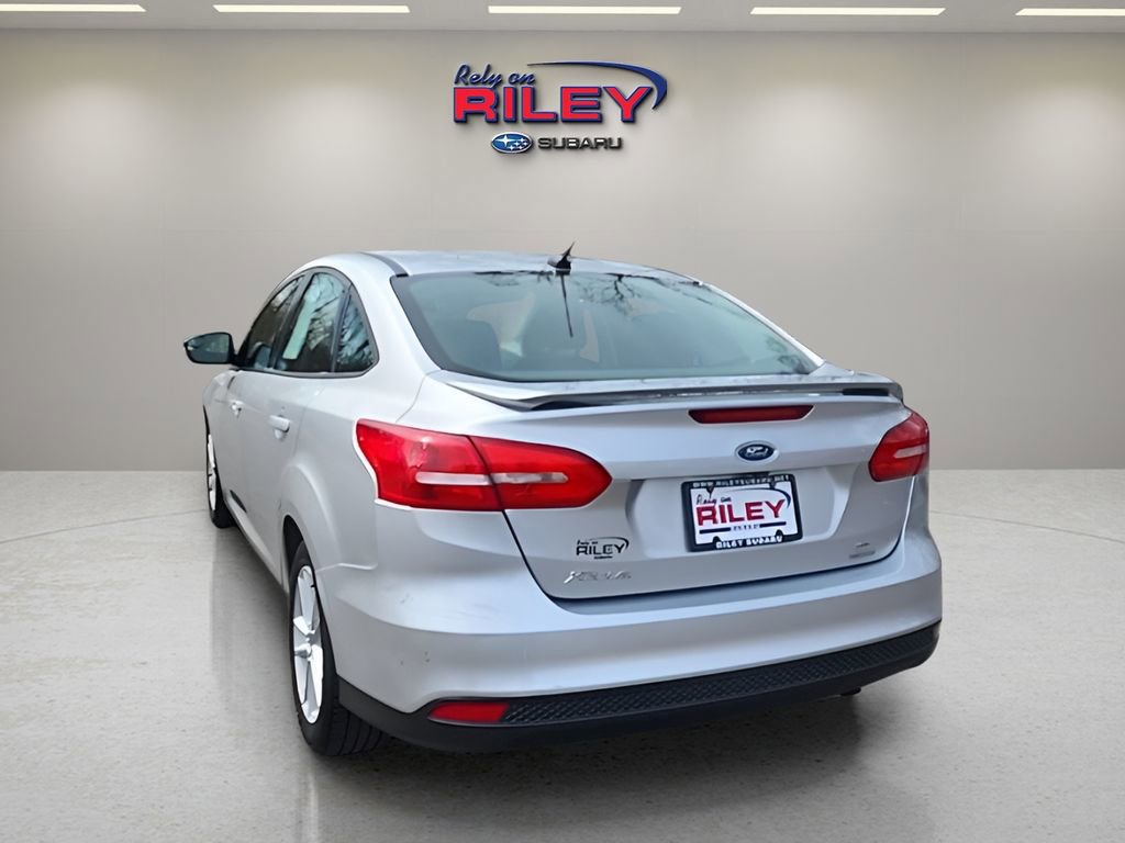 Used 2017 Ford Focus SE image 3