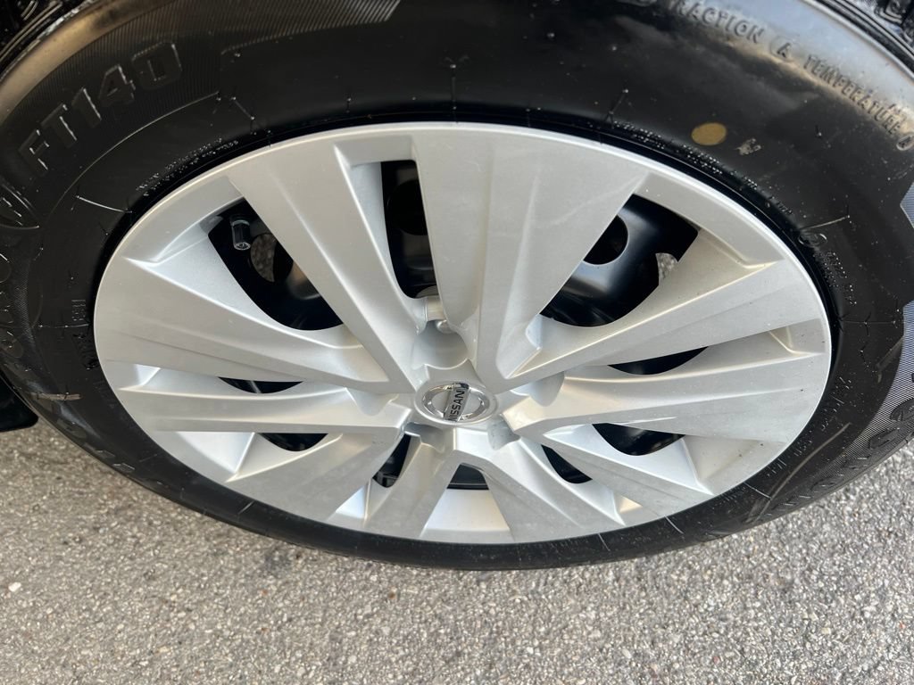 Certified 2023 Nissan Sentra S FWD image 38