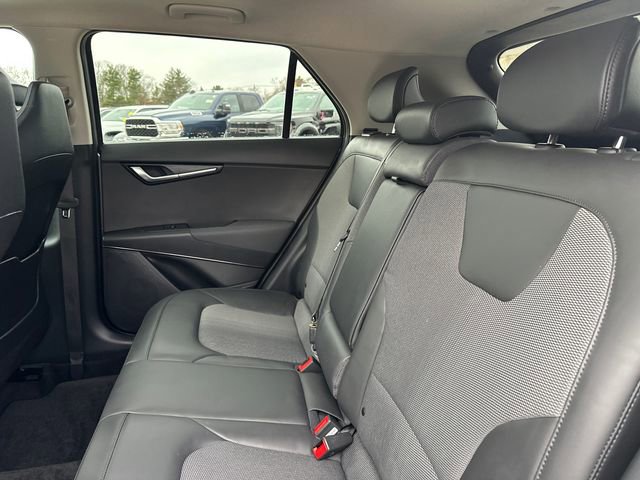 Used 2024 Kia Niro EX Touring image 21