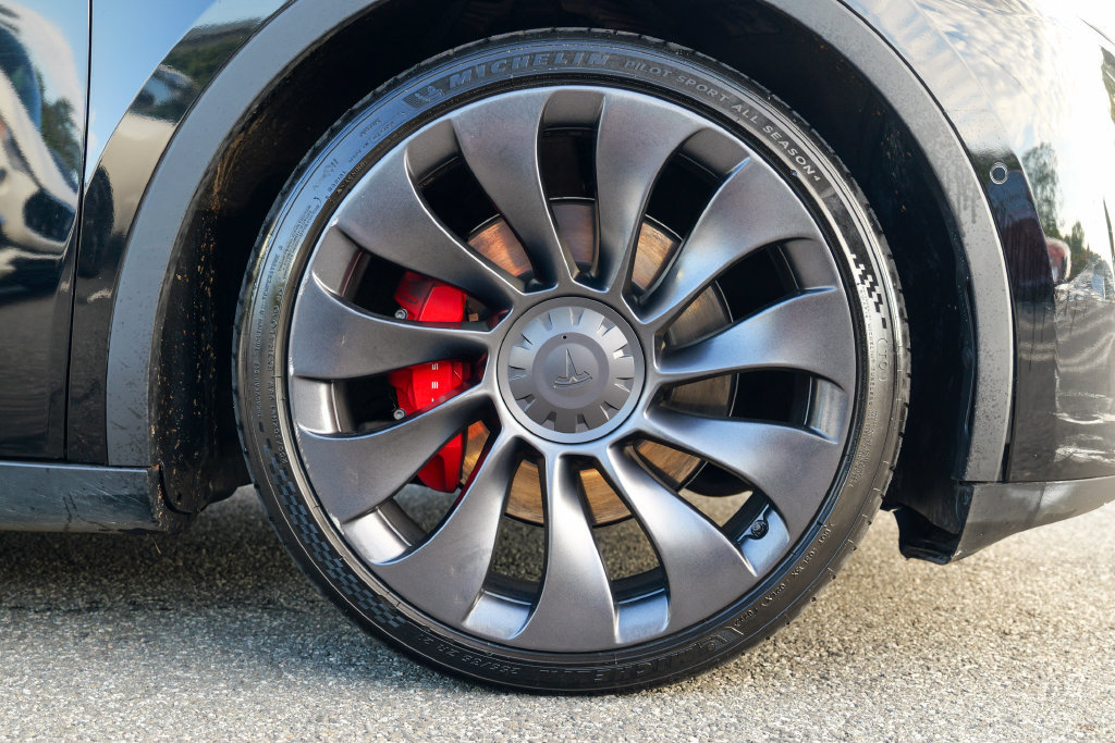Used 2022 Tesla Model Y Performance AWD/4WD image 12