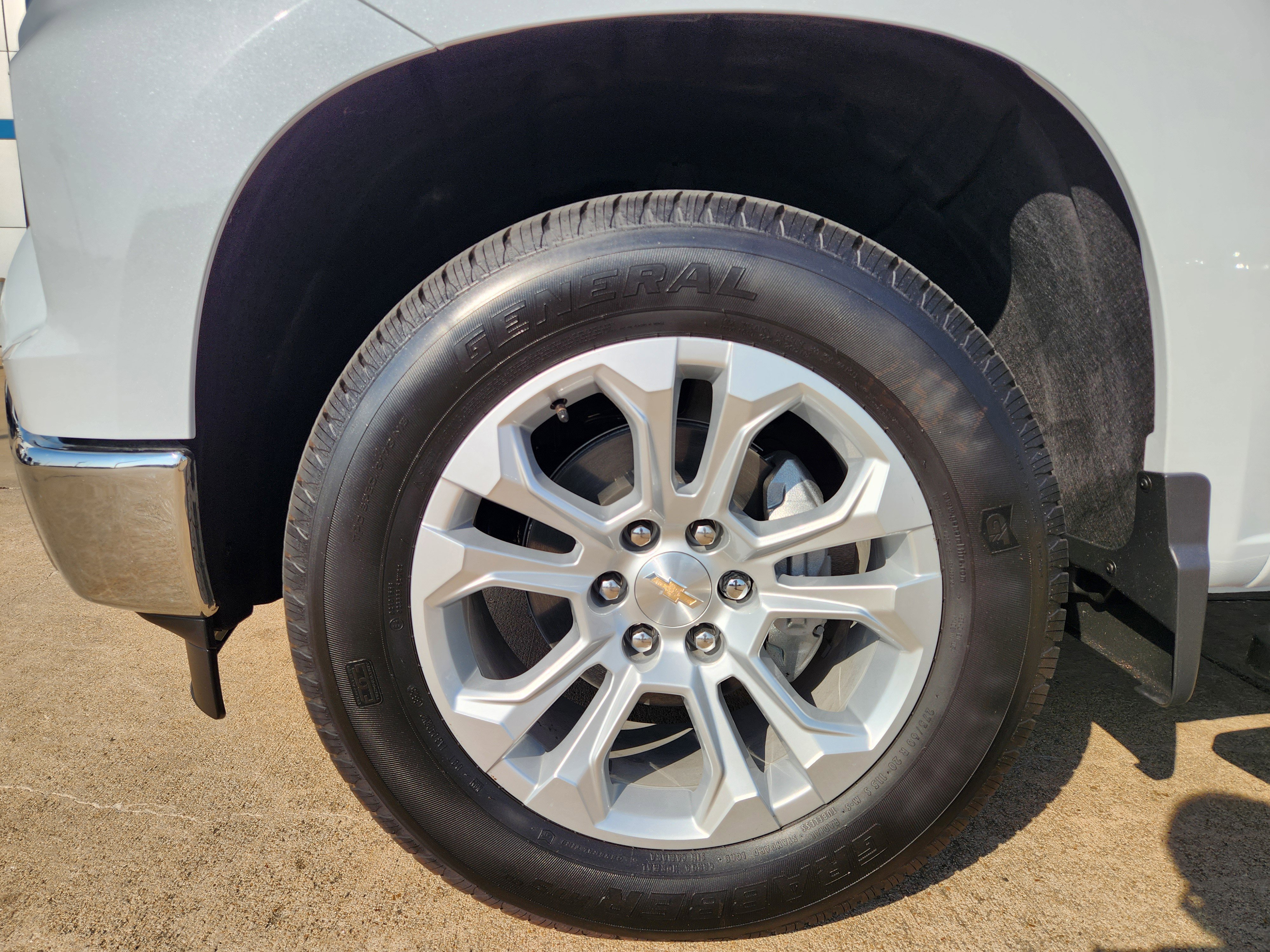 Certified 2026 Chevrolet Silverado 1500 LTZ image 11