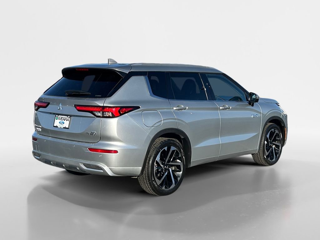 Used 2024 Mitsubishi Outlander SEL image 5