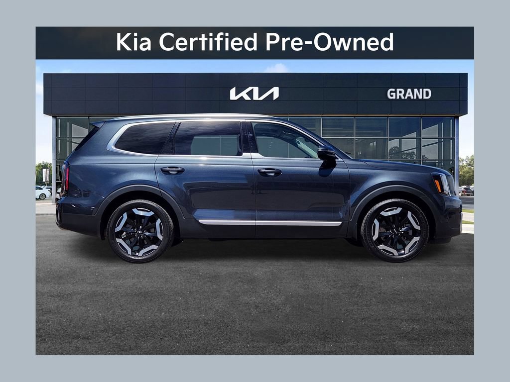 Certified 2024 Kia Telluride EX w/ EX Captain's Chair Package AWD/4WD image 1