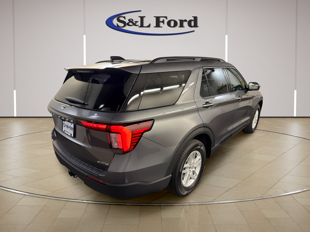 New 2026 Ford Explorer Active AWD/4WD image 4