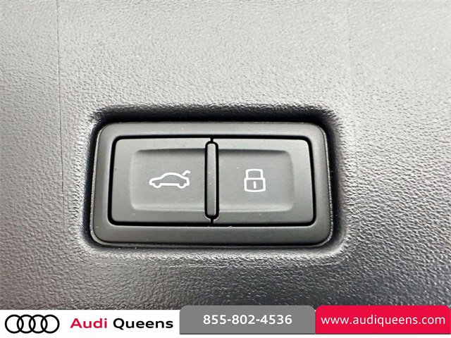 Used 2024 Audi Q4 e-tron Premium Plus w/ Premium Plus image 11