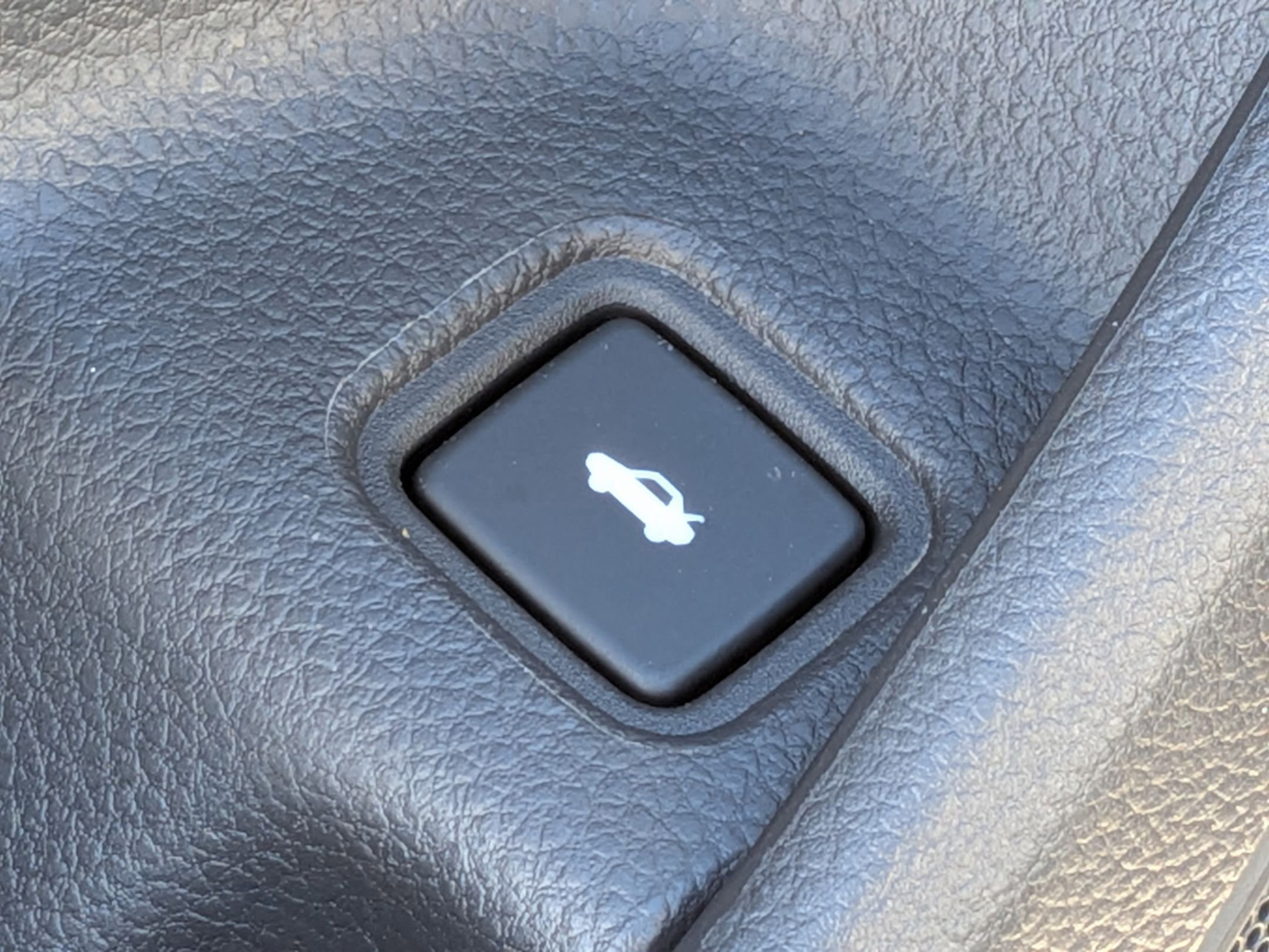 Certified 2019 Honda Accord EX image 10