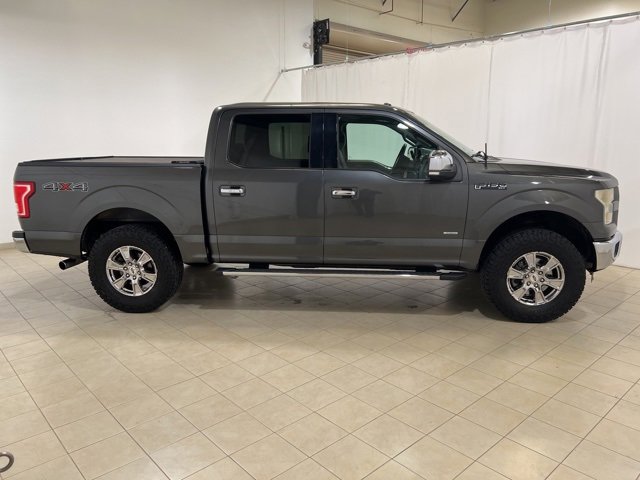 Used 2015 Ford F150 XLT w/ Equipment Group 302A Luxury image 8