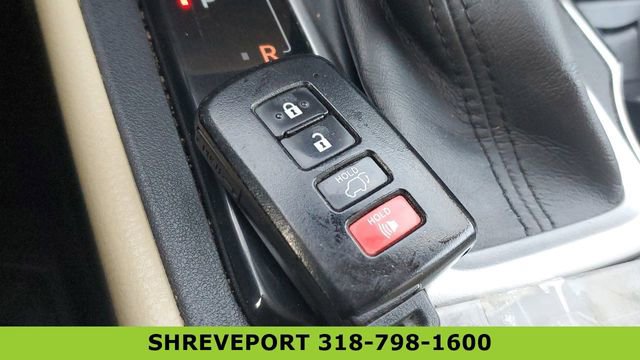 Used 2019 Toyota Highlander XLE FWD image 37