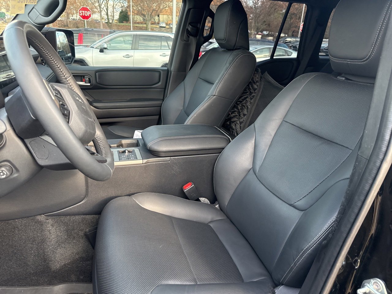 Certified 2025 Toyota Land Cruiser image 7