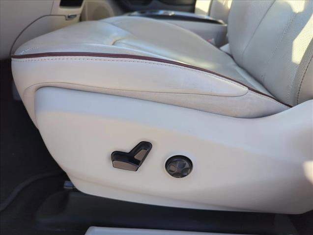 Used 2020 Chrysler Pacifica Limited image 14