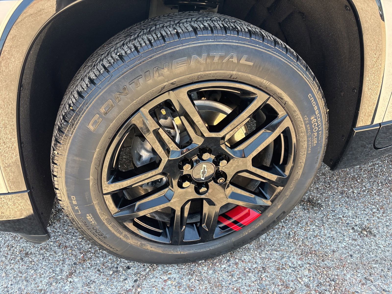 Used 2023 Chevrolet Traverse Premier w/ Redline Edition FWD image 37