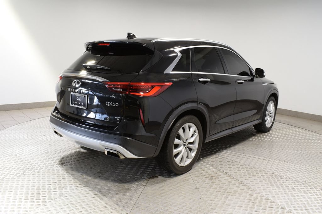 Certified 2019 INFINITI QX50 Essential w/ Proactive Package FWD image 10